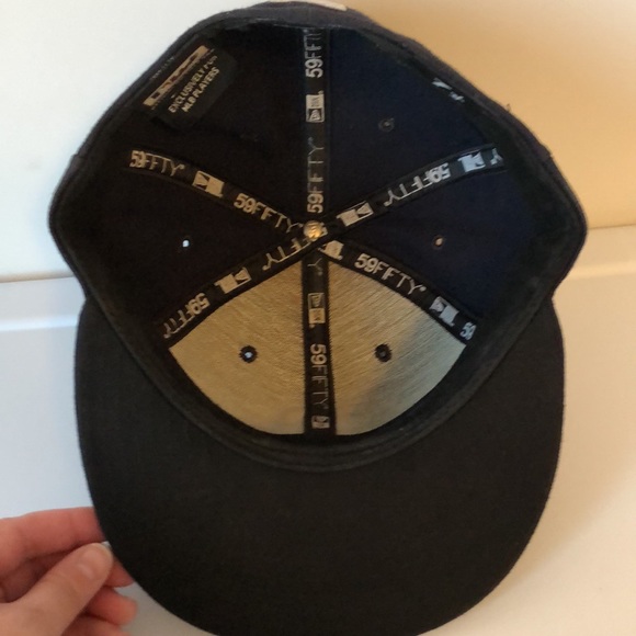 Boston Red Sox MLB New Era Cap - Unisex - Picture 3 of 4